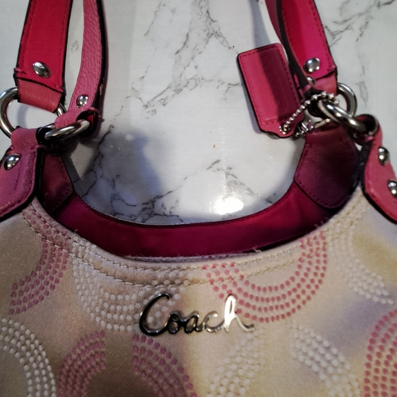 Coach handbag ๐ pink and beige - Picture 5 of 14